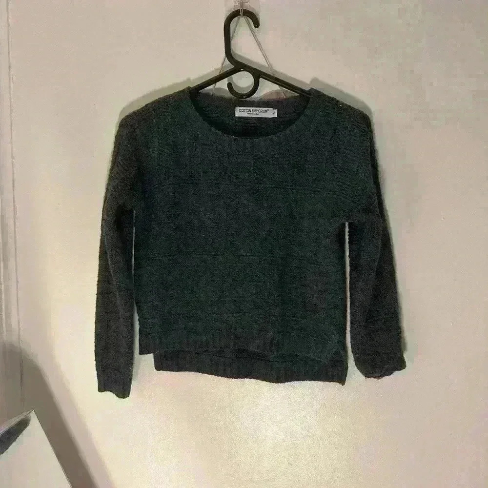 Gray knit sweater